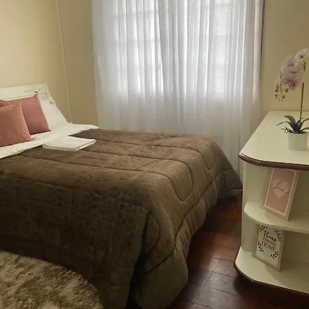 BELÍSSIMO apartamento no CENTRO de Gramado Exterior foto
