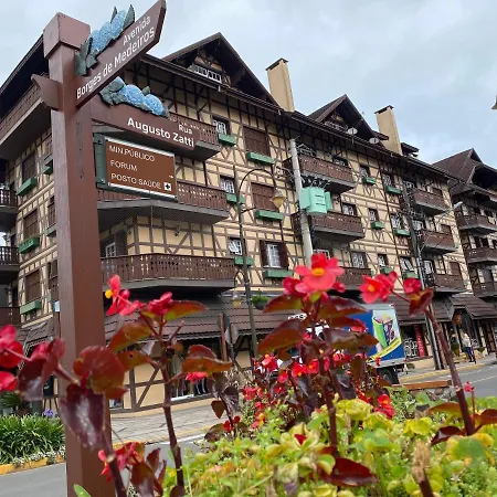 BELÍSSIMO apartamento no CENTRO de Gramado Exterior foto